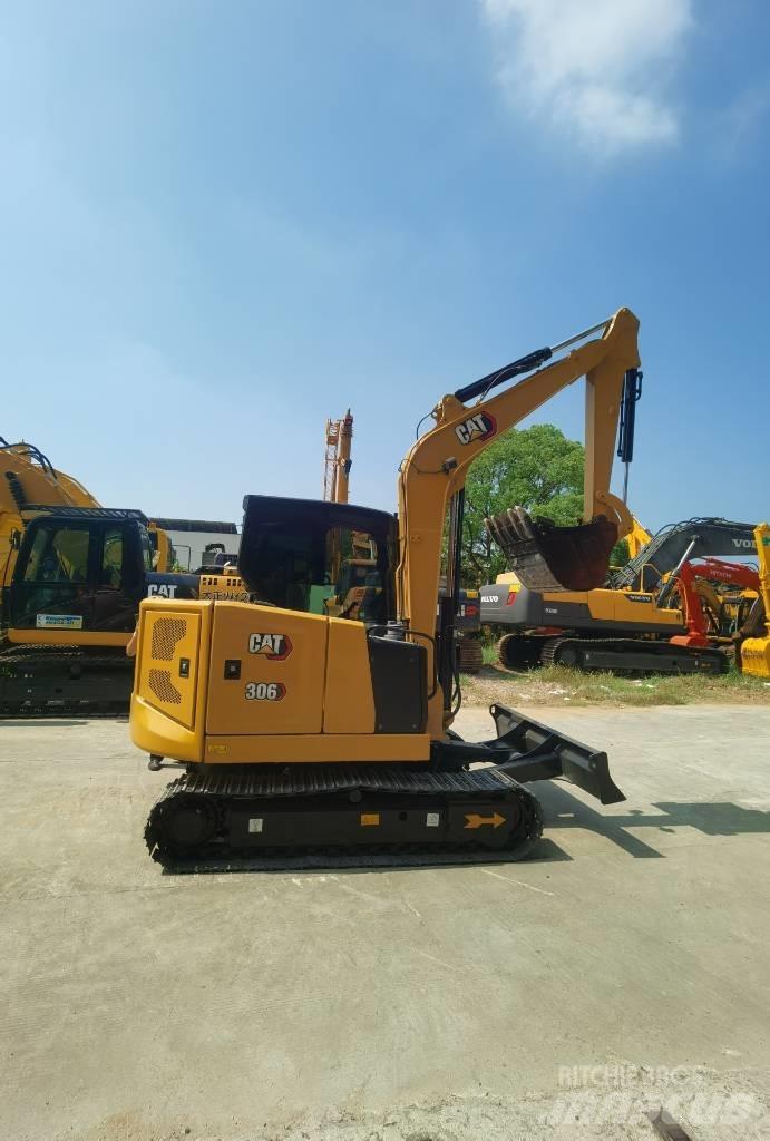 CAT 306 소형 굴삭기 7톤 미만