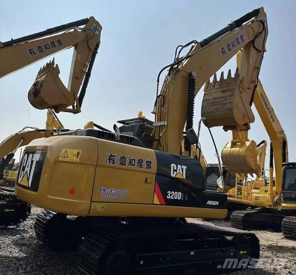 CAT 320 D 대형 굴삭기 29톤 이상