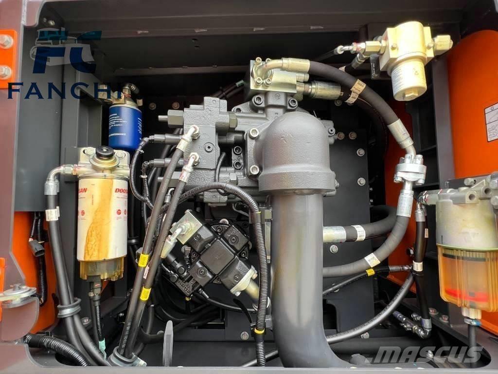 Doosan dx530 대형 굴삭기 29톤 이상