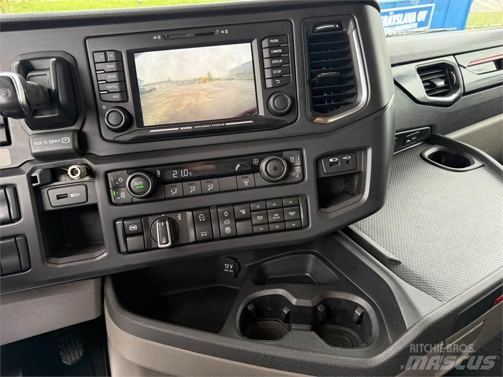 Scania R650 6X2 훅 리프트 트럭