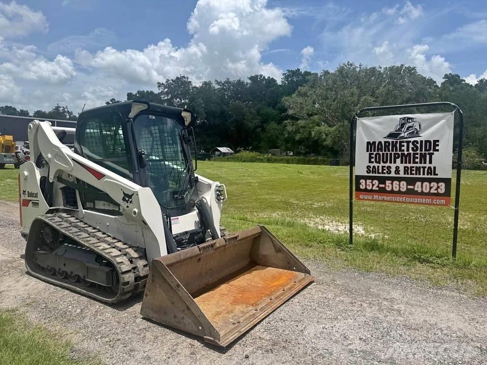 Bobcat T 590  스키드로더