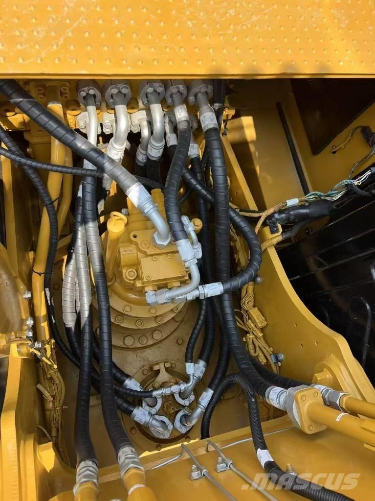 CAT 320 GC 대형 굴삭기 29톤 이상