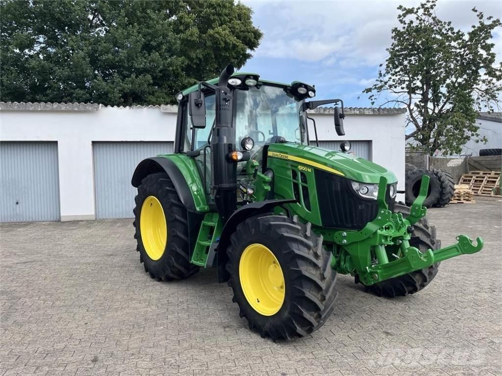 John Deere 6100M 트랙터