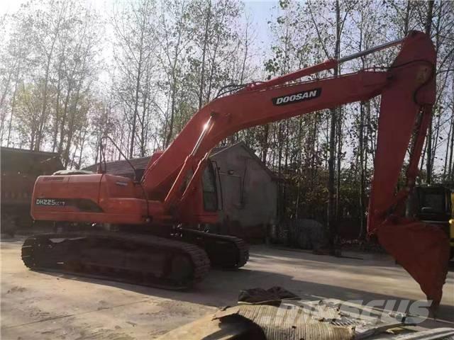 Doosan DH225LC-7 대형 굴삭기 29톤 이상