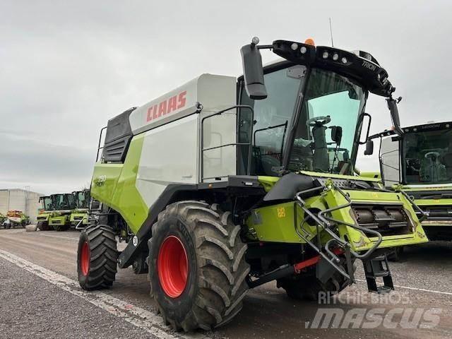 CLAAS TRION 750 콤바인 수확기