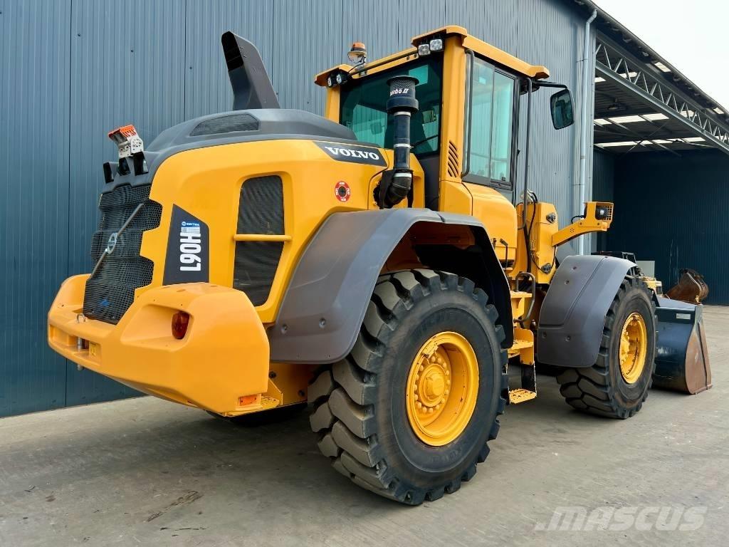 Volvo L90H  휠로우더