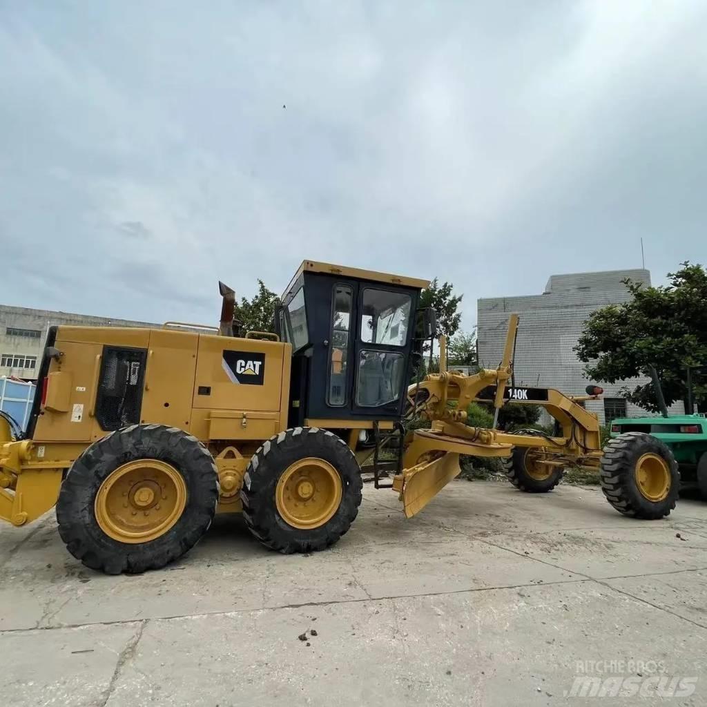 CAT 140 K 그레이더