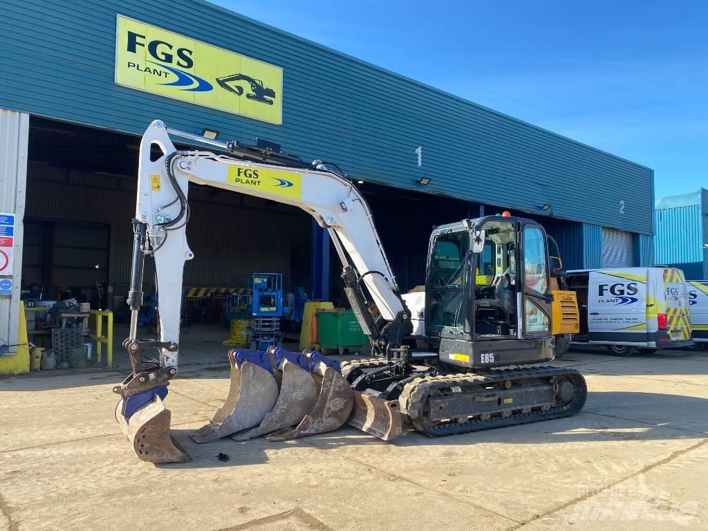 Bobcat E 85 중형굴삭기 7톤-28톤