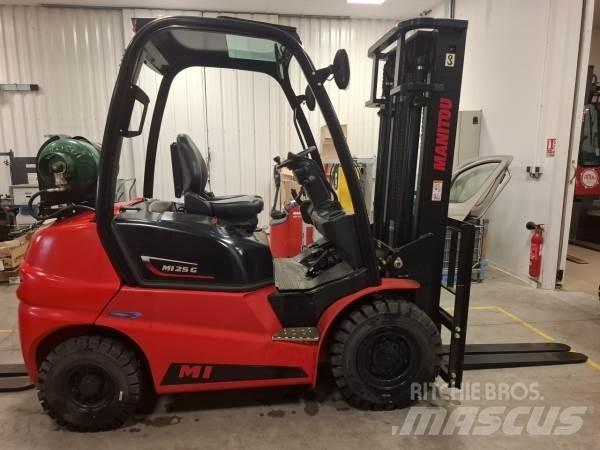 Manitou MI25G 험지용 트럭
