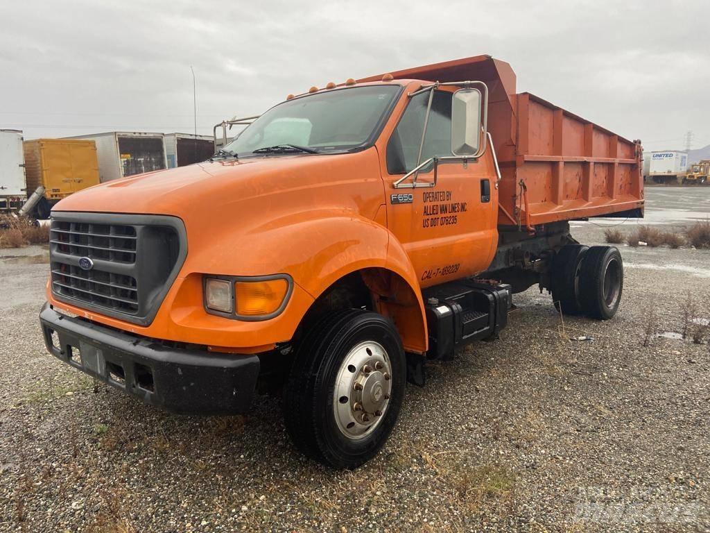 Ford F 650 덤프 트럭
