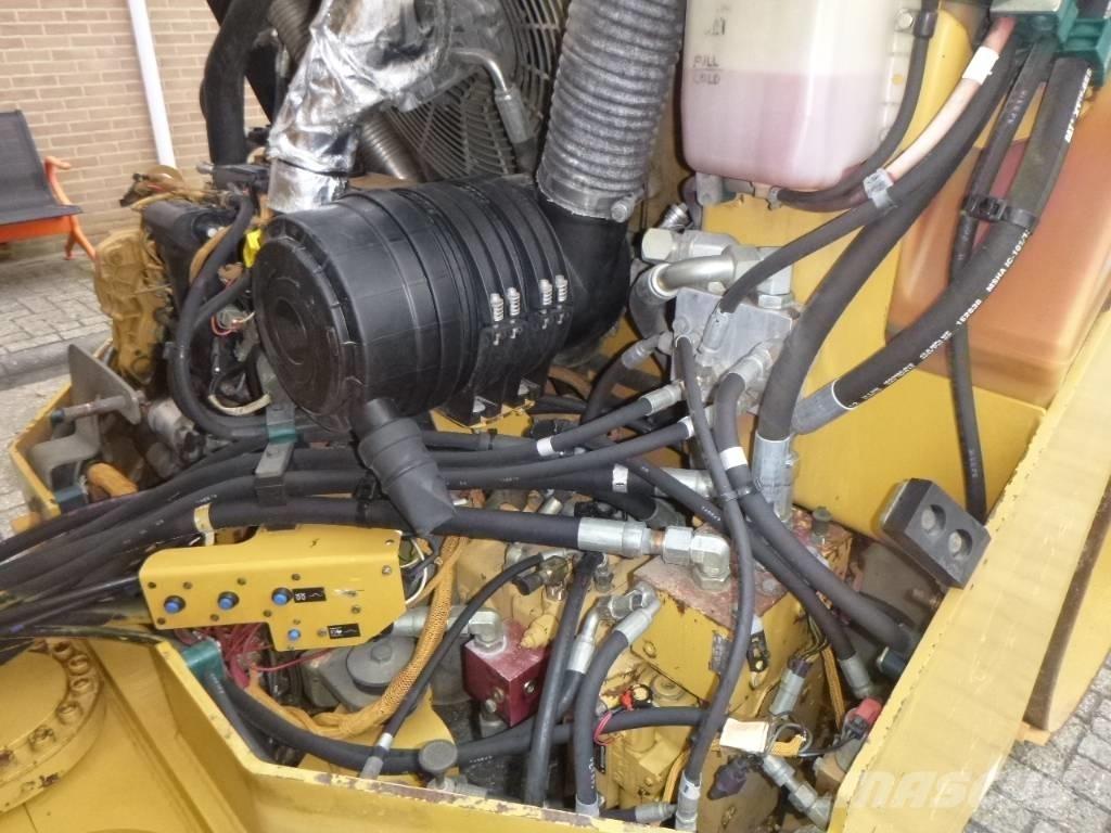 CAT CB 534 D 트윈 드럼 롤러
