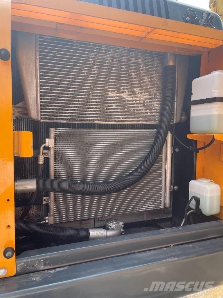 Hyundai 220LC-9S 대형 굴삭기 29톤 이상