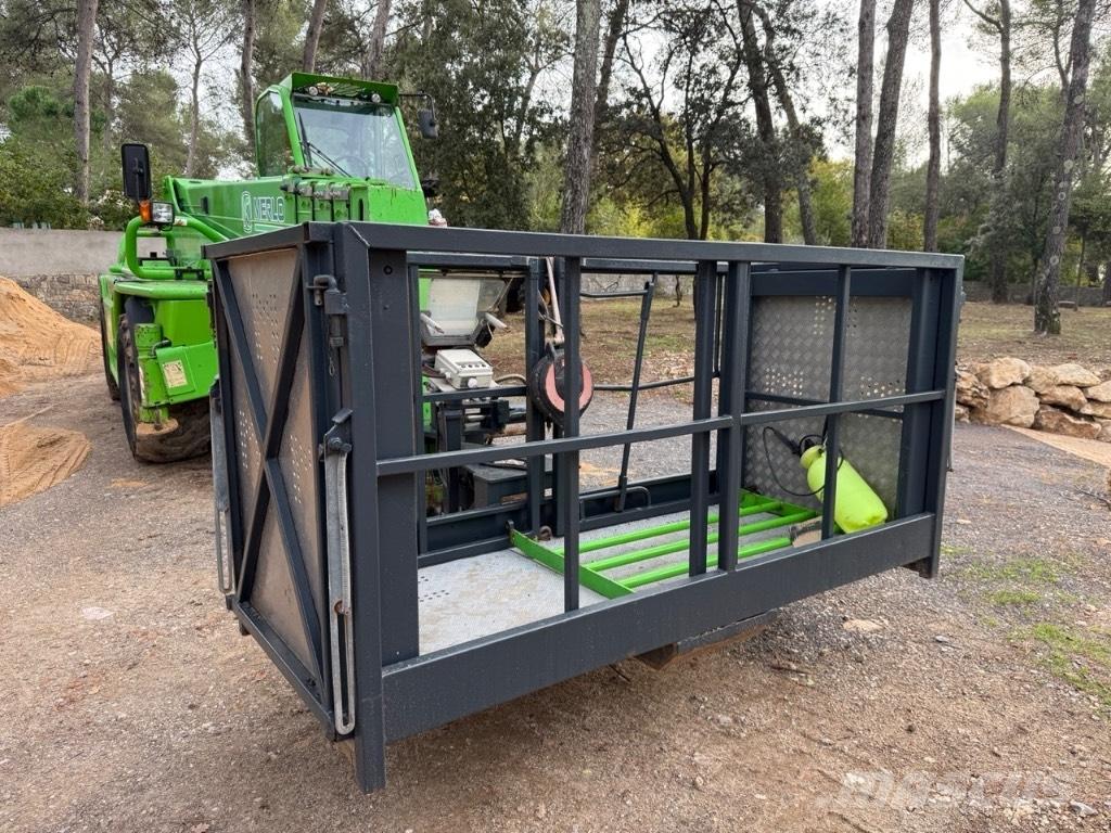 Merlo 40.25 텔러 핸들러