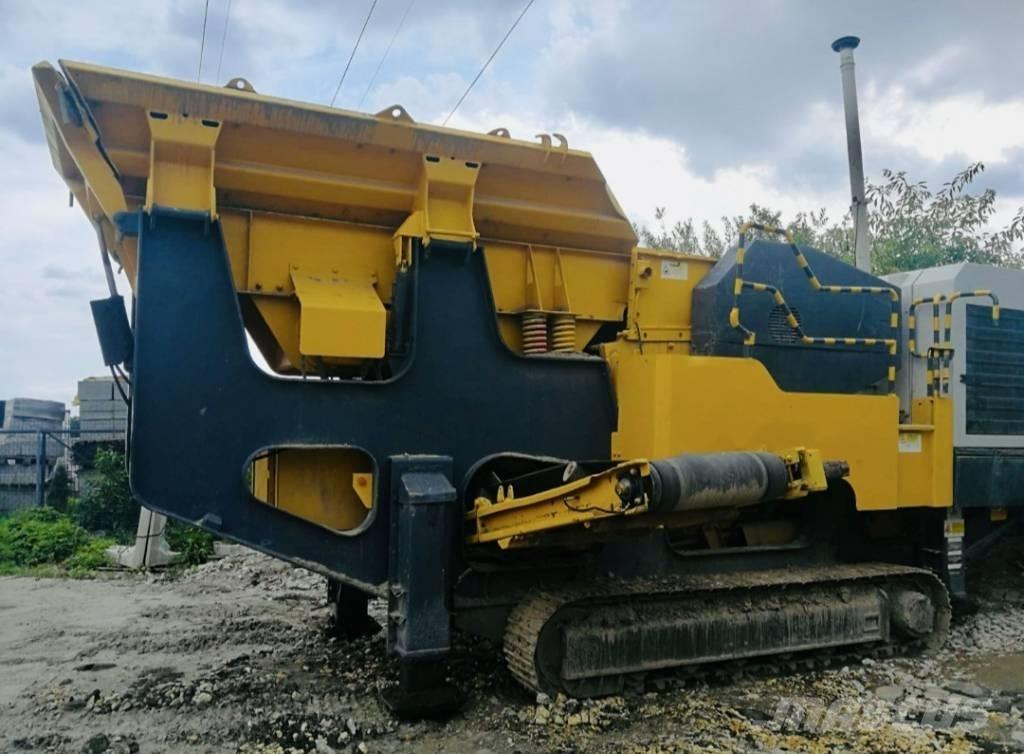 Sandvik QJ 240 이동식 분쇄기