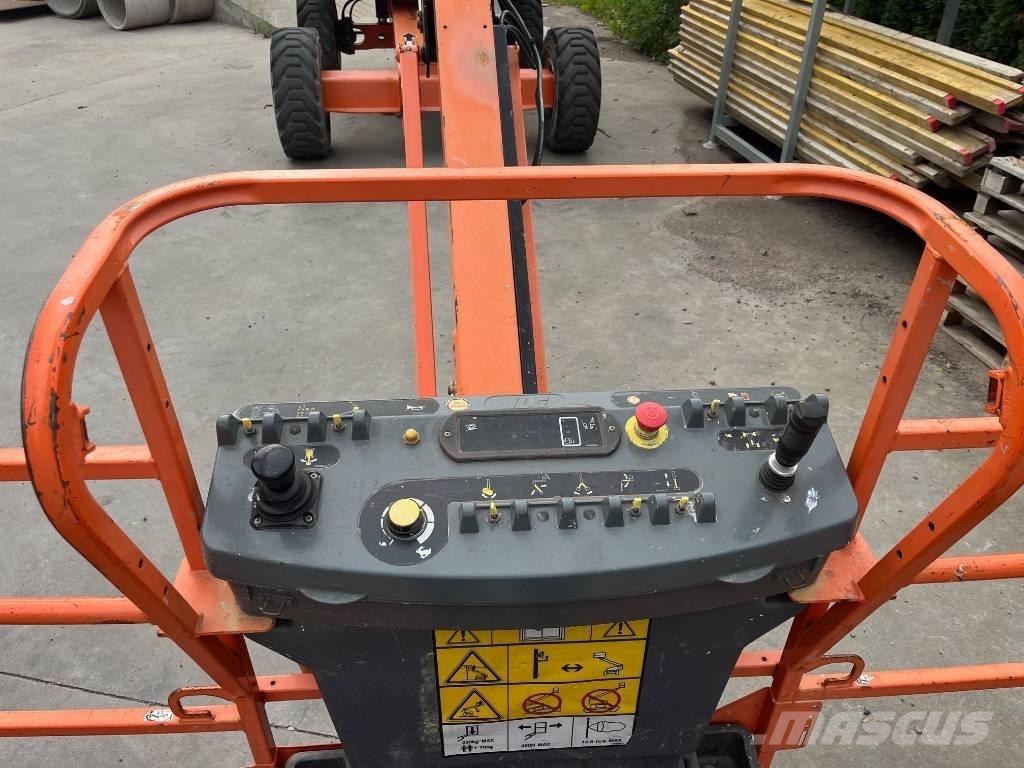JLG 460 SJ 견인식 전동이동 리프트