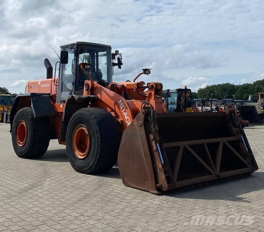 Hitachi LX 210 E  휠로우더