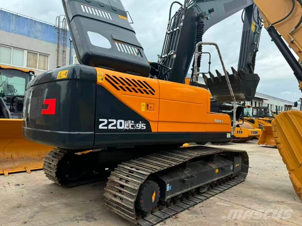 Hyundai R220LC-9S 중형굴삭기 7톤-28톤