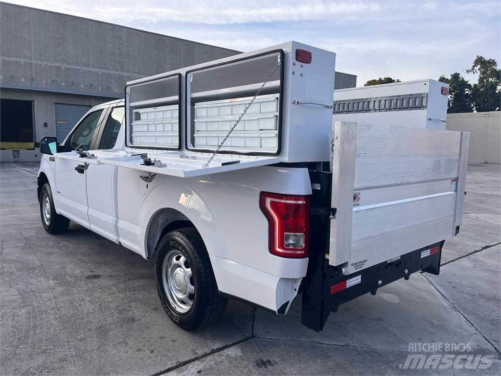 Ford F-150 픽업/드롭사이드