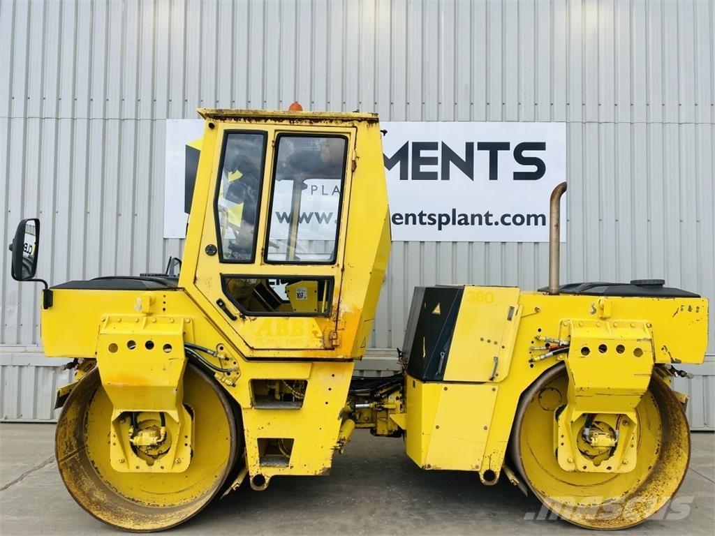 Bomag BW161AD-2 트윈 드럼 롤러