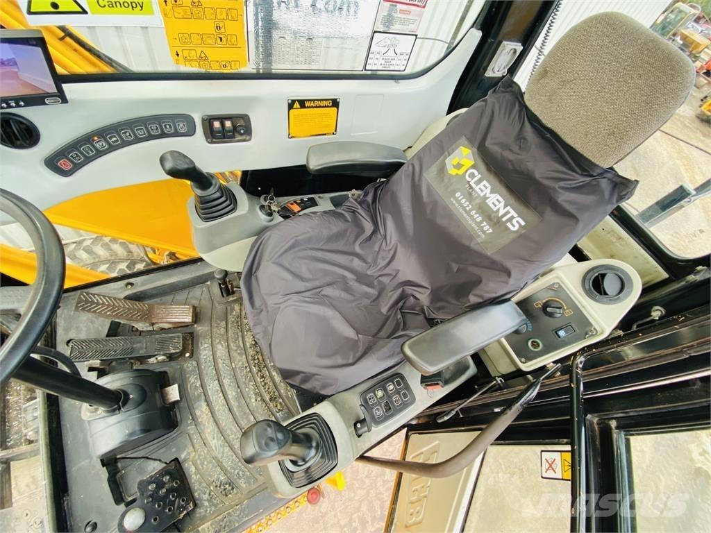 JCB JS160W 대형 굴삭기 29톤 이상