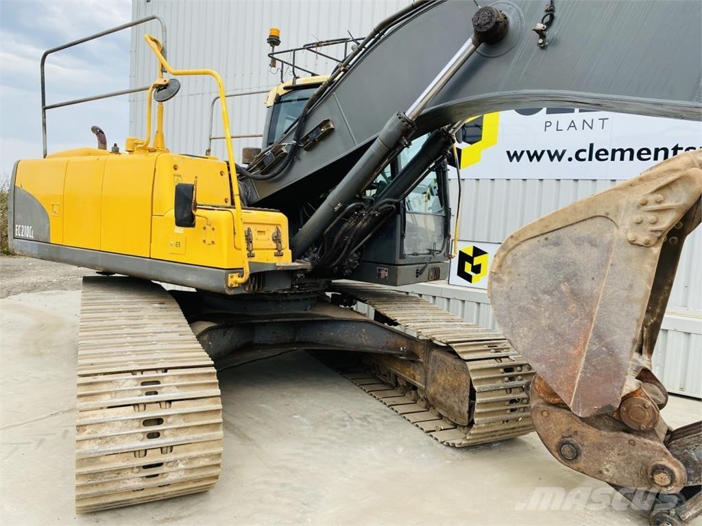 Volvo EC210CL 대형 굴삭기 29톤 이상