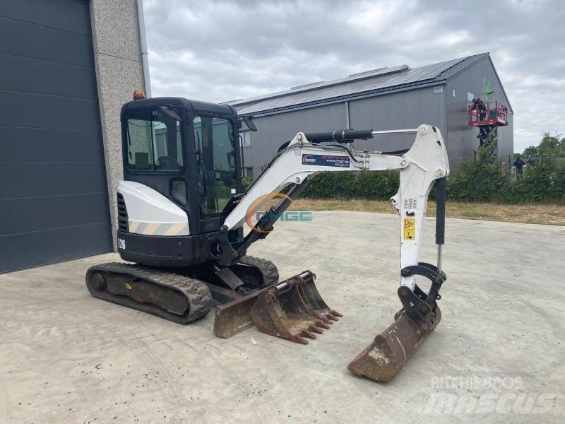 Bobcat E 26  휠 굴삭기