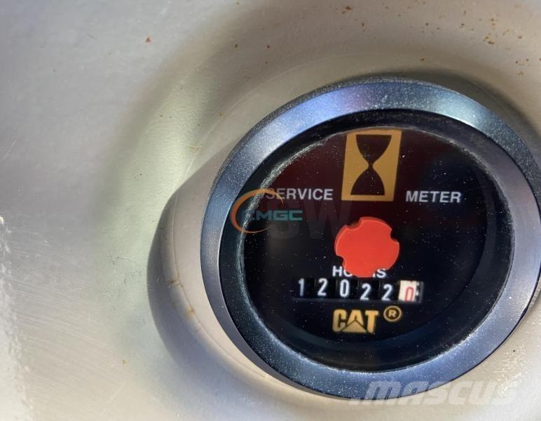 CAT 321C LCR  휠 굴삭기