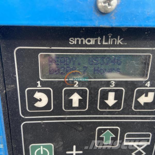 Genie GS-3246 관절형 전동이동 리프트