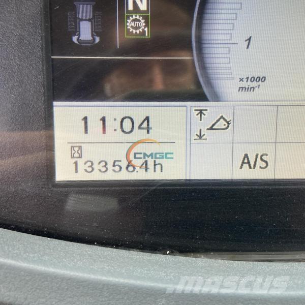 Hitachi ZW310  휠로우더