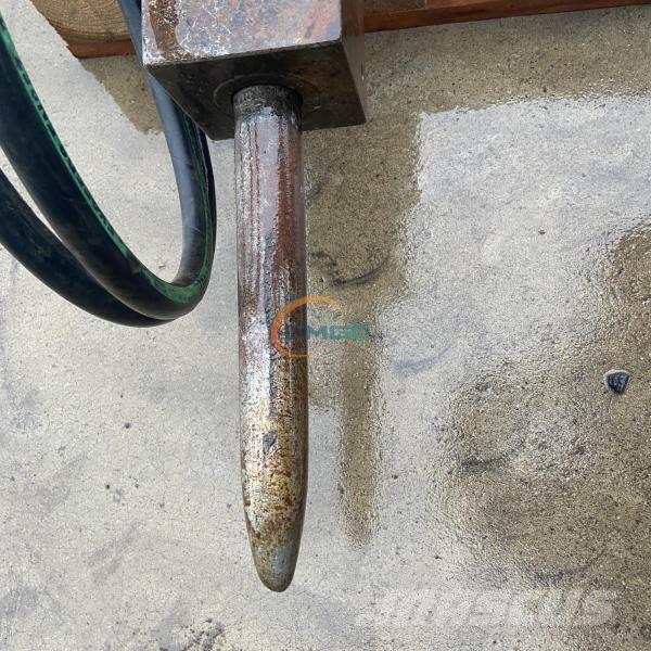 JCB HM012T 브레이커