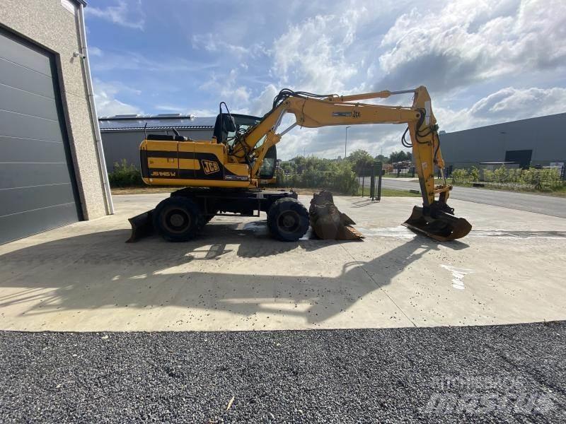 JCB JS145W  휠 굴삭기