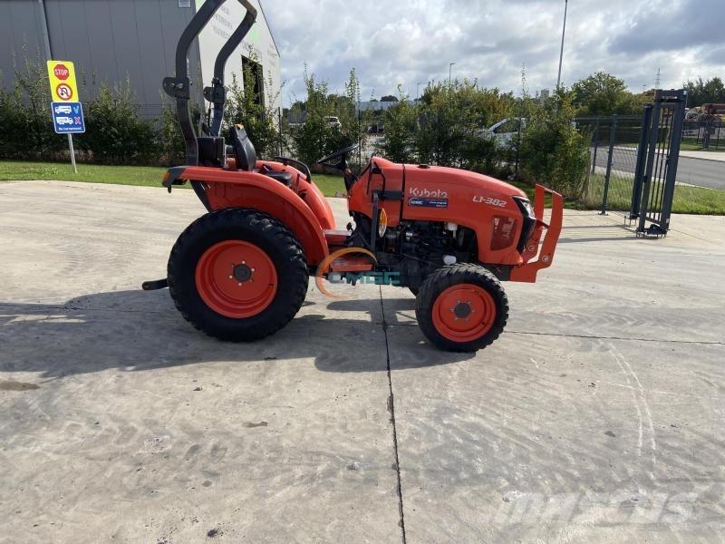 Kubota L1-382 트랙터