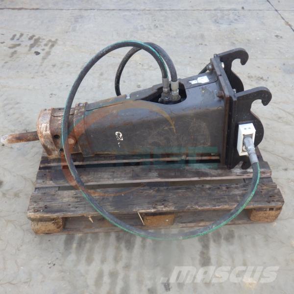 Sandvik CB45S 브레이커