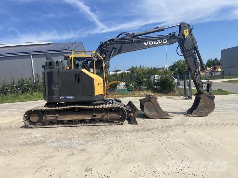 Volvo EC45  휠 굴삭기