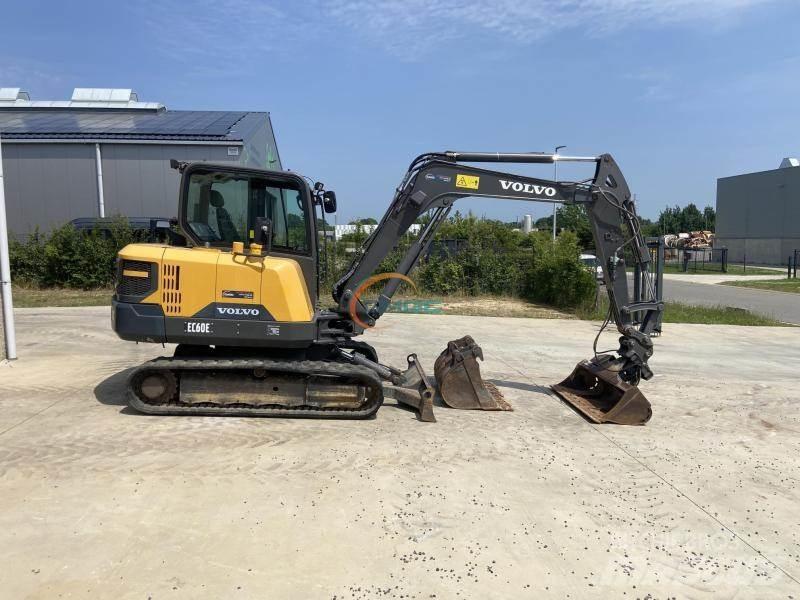 Volvo EC60E  휠 굴삭기