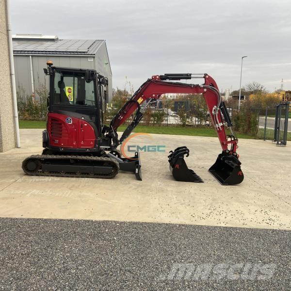 Yanmar VIO38-6  휠 굴삭기