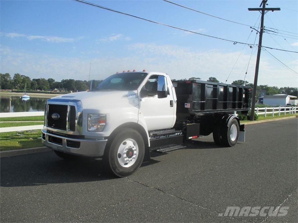 Ford F750 훅 리프트 트럭