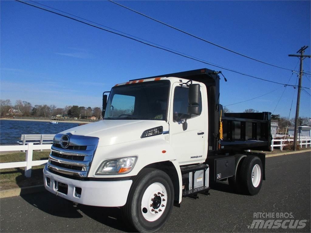 Hino 268 덤프 트럭