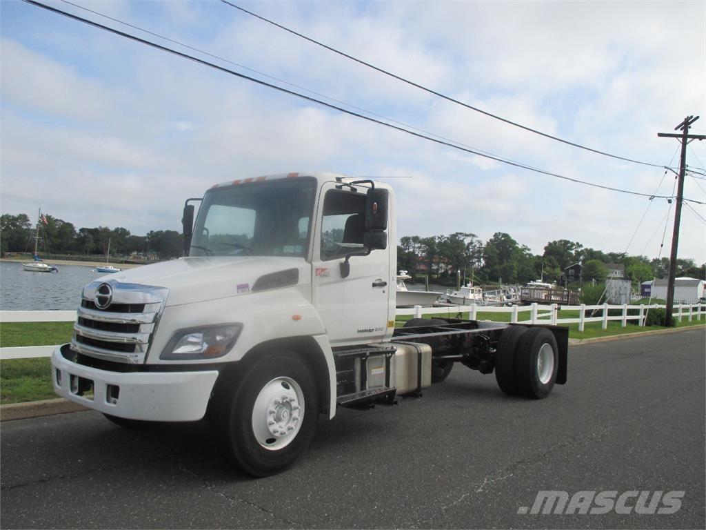 Hino 268 새시 운전실 트럭
