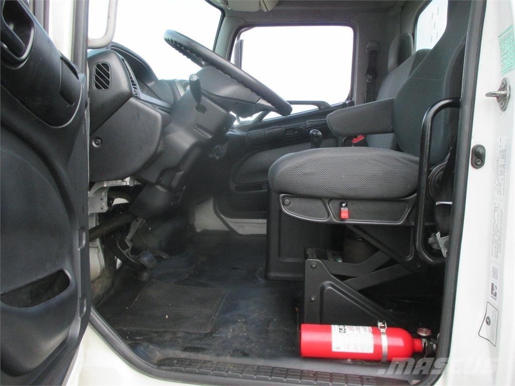 Hino 268 새시 운전실 트럭