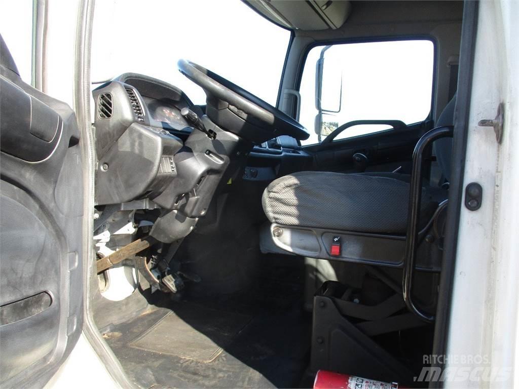 Hino 338 우드칩 트럭