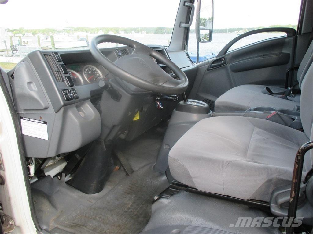 Isuzu NQR 기타 트럭