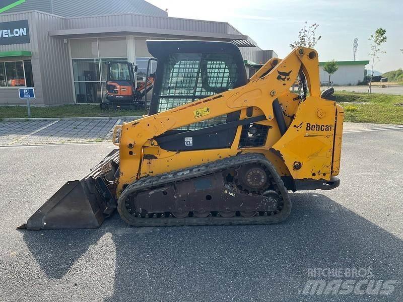 Bobcat T590 미니 로더