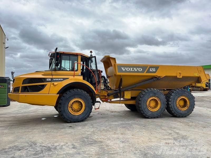 Volvo A25G 연결식 홀러