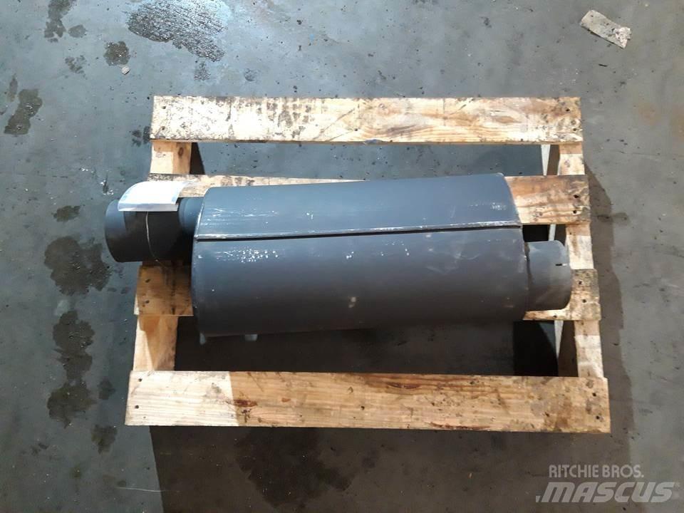 CAT 120G 엔진