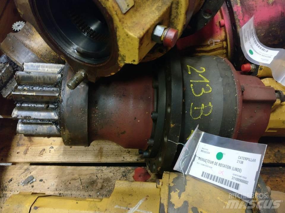 CAT 213B 트랜스미션
