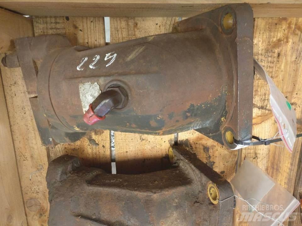 CAT 225B 유압식 기계