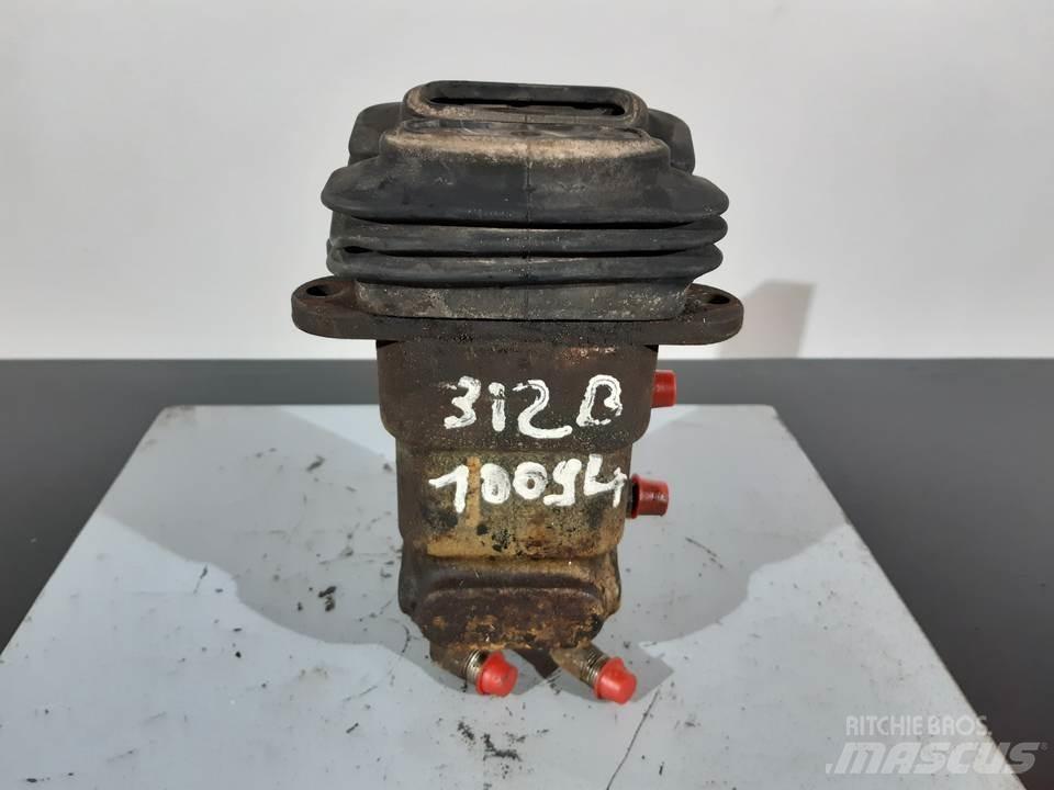 CAT 312B 캐빈 및 인테리어