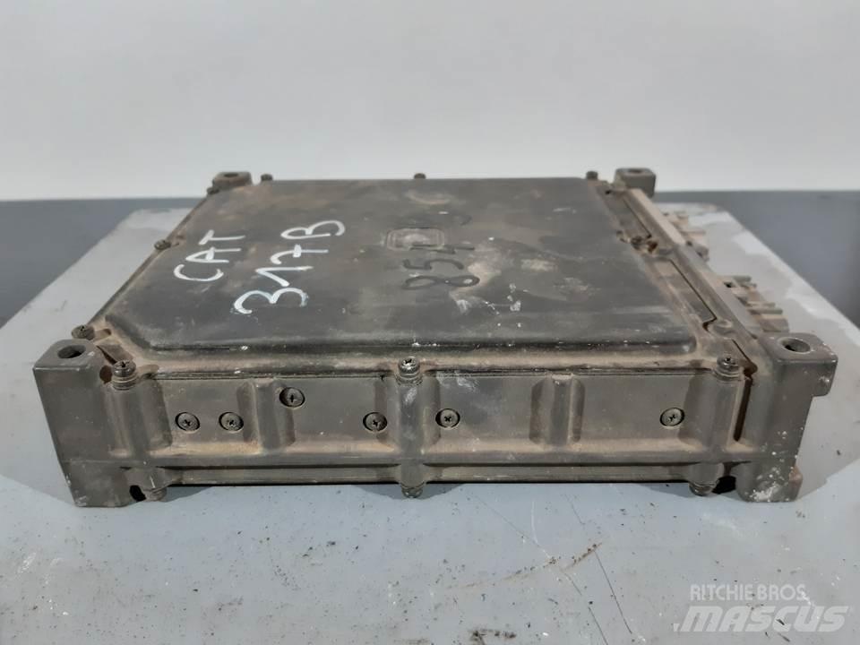 CAT 317B 캐빈 및 인테리어