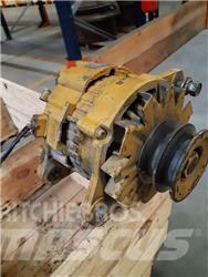 CAT 318B 엔진